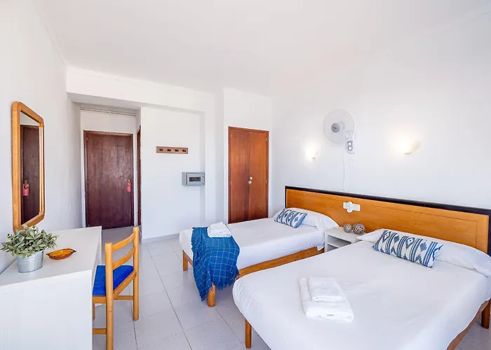 Port كالا راتخاذا